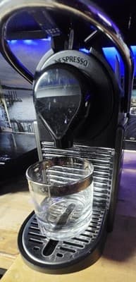 Breville Nespresso Pixie Espresso Machine - BEC420TTN Seller Refurb - Thumbnail 3