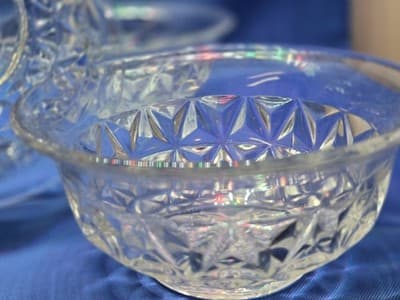 Set of 5 Vintage Anchor Hocking Wexford Clear Glass Dessert / Berry Bowls - Thumbnail 3