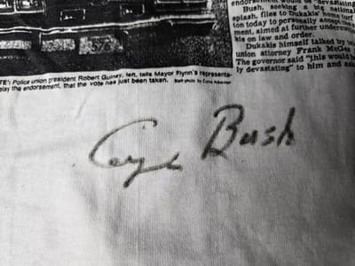 President George W Bush autographed Bush 88 t-shirt. - Thumbnail 3