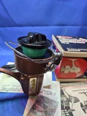 Vintage Garcia Kingfisher GK-12 Spinning Reel With Paperwork & Box - Thumbnail 3