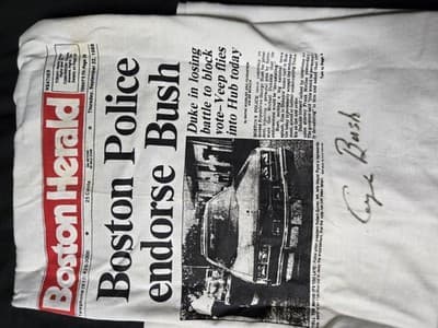 President George W Bush autographed Bush 88 t-shirt. - Thumbnail 6