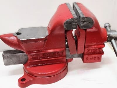 Vintage C 43-1/2 Columbian- 3 1/2" Jaw Swivel Bench Vise W/Anvil & Pipe Clamps