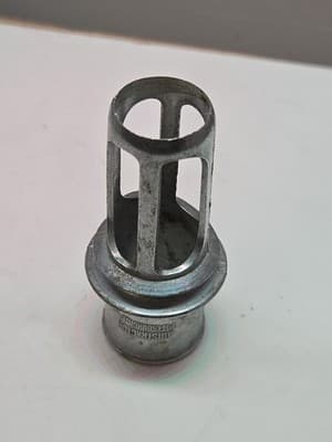 vintage kitchen item: JUISTRACTOR pittsburgh usa w 3 patient numbers - Thumbnail 3