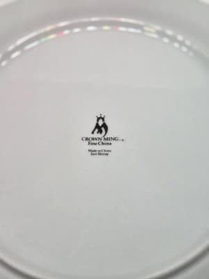 VINTAGE Crown Ming 27 PIECE Plates Set Holly Holiday Fine China Festive - Thumbnail 6