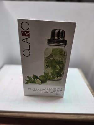 Claro Cocktail Shaker Mason Jar W/Stainless Strainer & Cap 32oz - Thumbnail 3