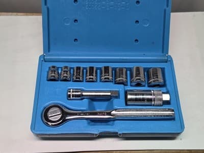 VINTAGE KRAUTER 12PC. 3/8" DRIMETRIC SOCKET SET -WELL MAINTAINED