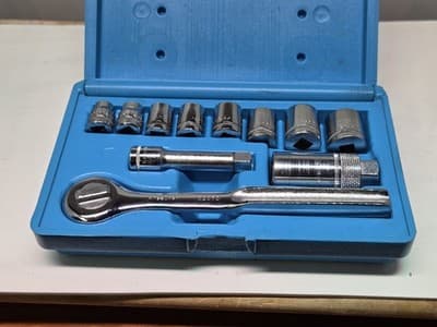 VINTAGE KRAUTER 12PC. 3/8" DRIMETRIC SOCKET SET -WELL MAINTAINED - Thumbnail 2