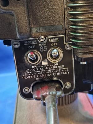 Vintage Revere Eight Model 85 8mm Movie Film Projector W/case, Only Needs Bulb! - Thumbnail 4