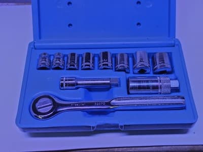 VINTAGE KRAUTER 12PC. 3/8" DRIMETRIC SOCKET SET -WELL MAINTAINED - Thumbnail 6