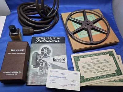 Vintage Revere Eight Model 85 8mm Movie Film Projector W/case, Only Needs Bulb! - Thumbnail 2