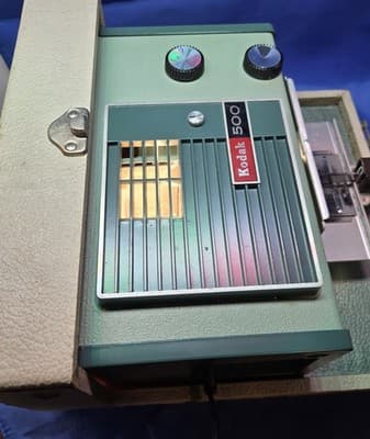 Vintage Kodak 500 Slide Projector Model B In Excellent Condition See Description - Thumbnail 8