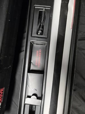 Anki Drive starter kit Complete With 2 Cars - Thumbnail 4