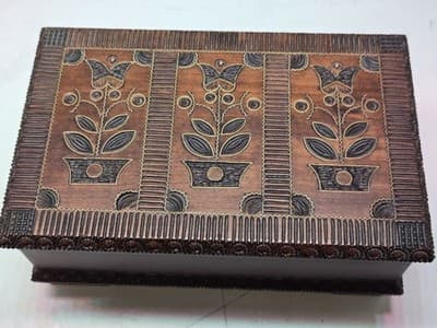 Vintage Polish Pyrography Wooden Box Hand Carved Brass Inlay Folk Art Poland - Thumbnail 2