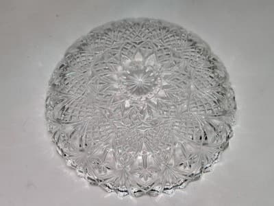 VINTAGE HEAVY CUT CRYSTAL GLASS BOWL INTRICATE PATTERN SCALLOP EDGE - Thumbnail 4
