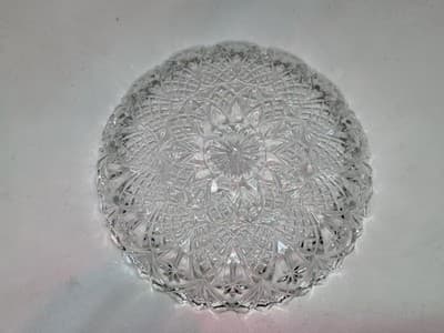 VINTAGE HEAVY CUT CRYSTAL GLASS BOWL INTRICATE PATTERN SCALLOP EDGE - Thumbnail 5