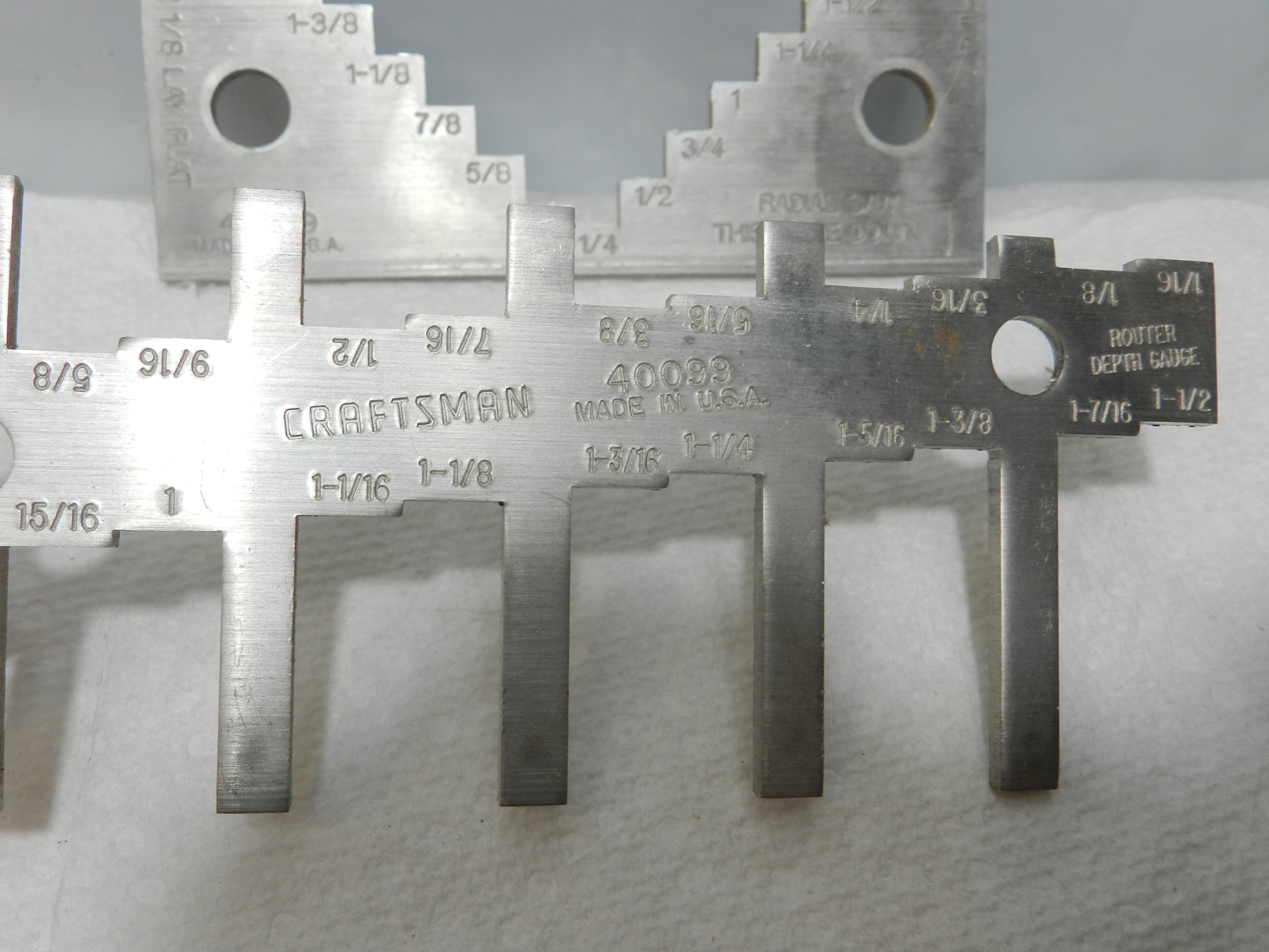 Vintage Craftsman Saw & Router Gauge Set - 2 Pieces USA MADE 40099 (N59J) - Thumbnail 3