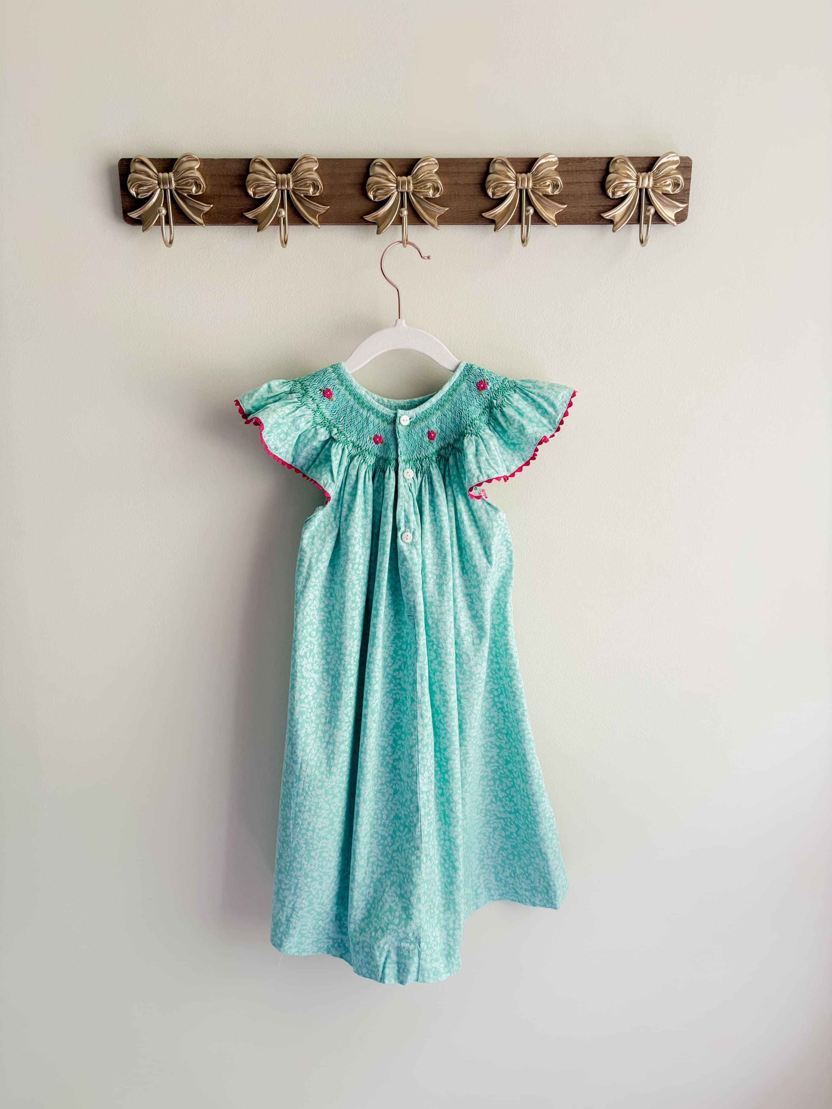Mom & me Girls' size 3T Smocked Floral Dress with Ruffle Sleeves - Thumbnail 2