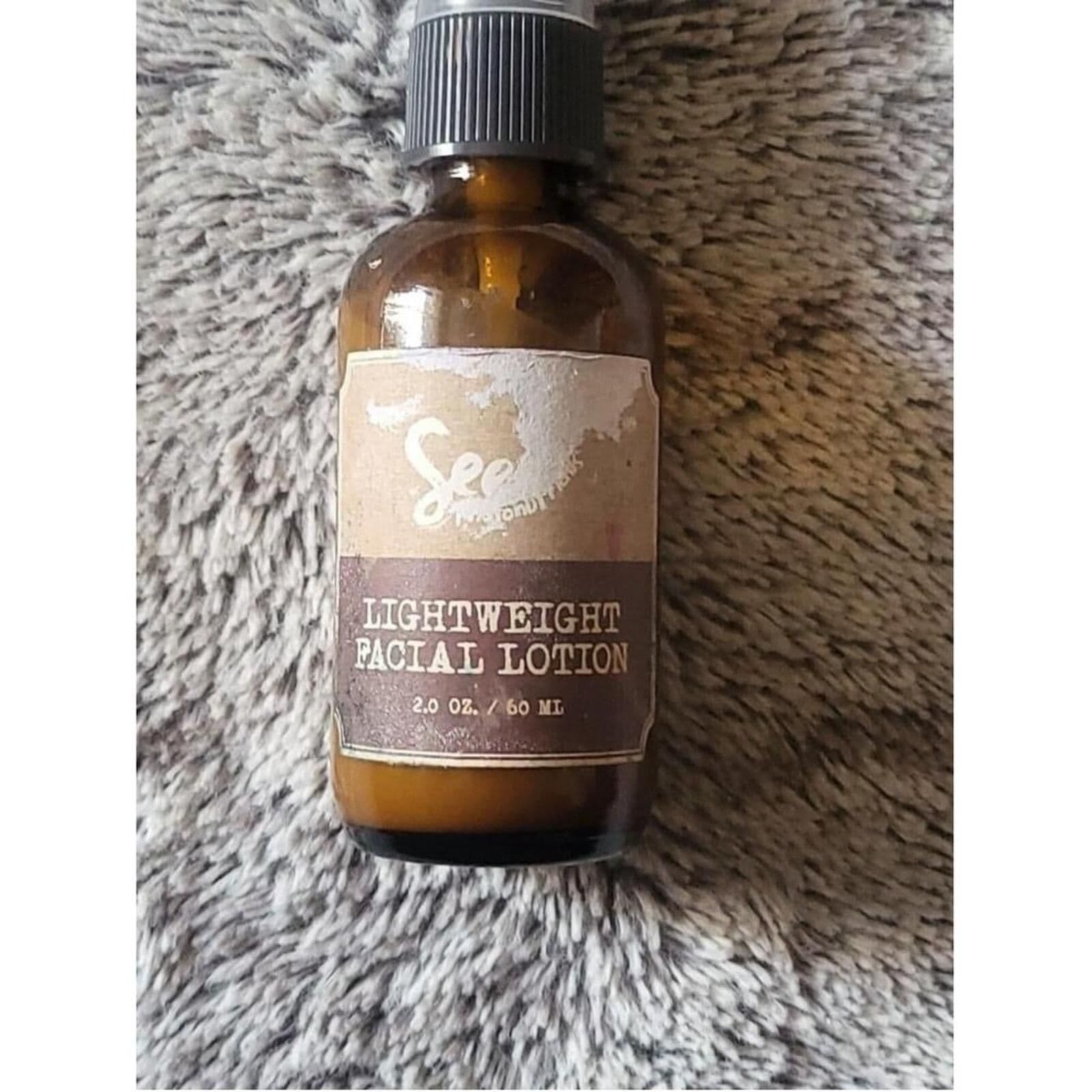 Seed Phytonutrients Lightweight Facial Lotion (For Normal To Oily Skin) 60ml/2oz - Thumbnail 3