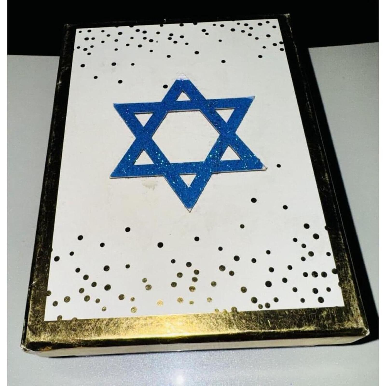 C.R. Gibson Happy Hanukkah Glitter & Metallic Gold 15-Cards & Envelopes - Thumbnail 3