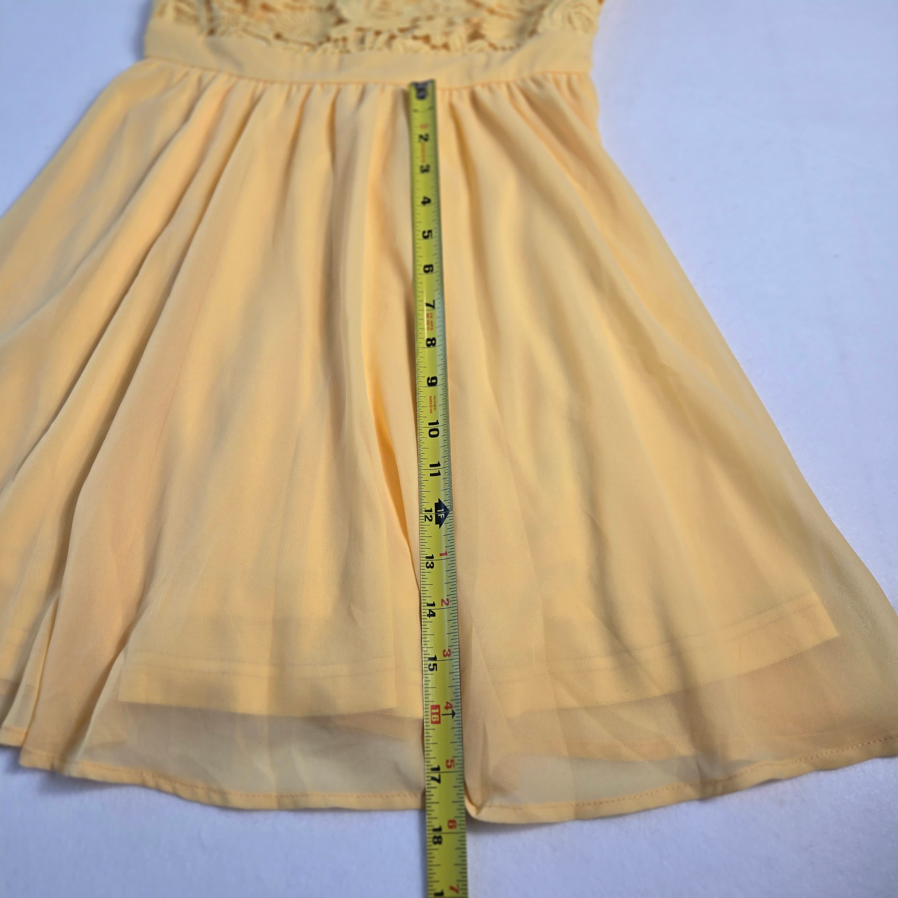Lulus Yellow Lace Dress Size S - Thumbnail 11