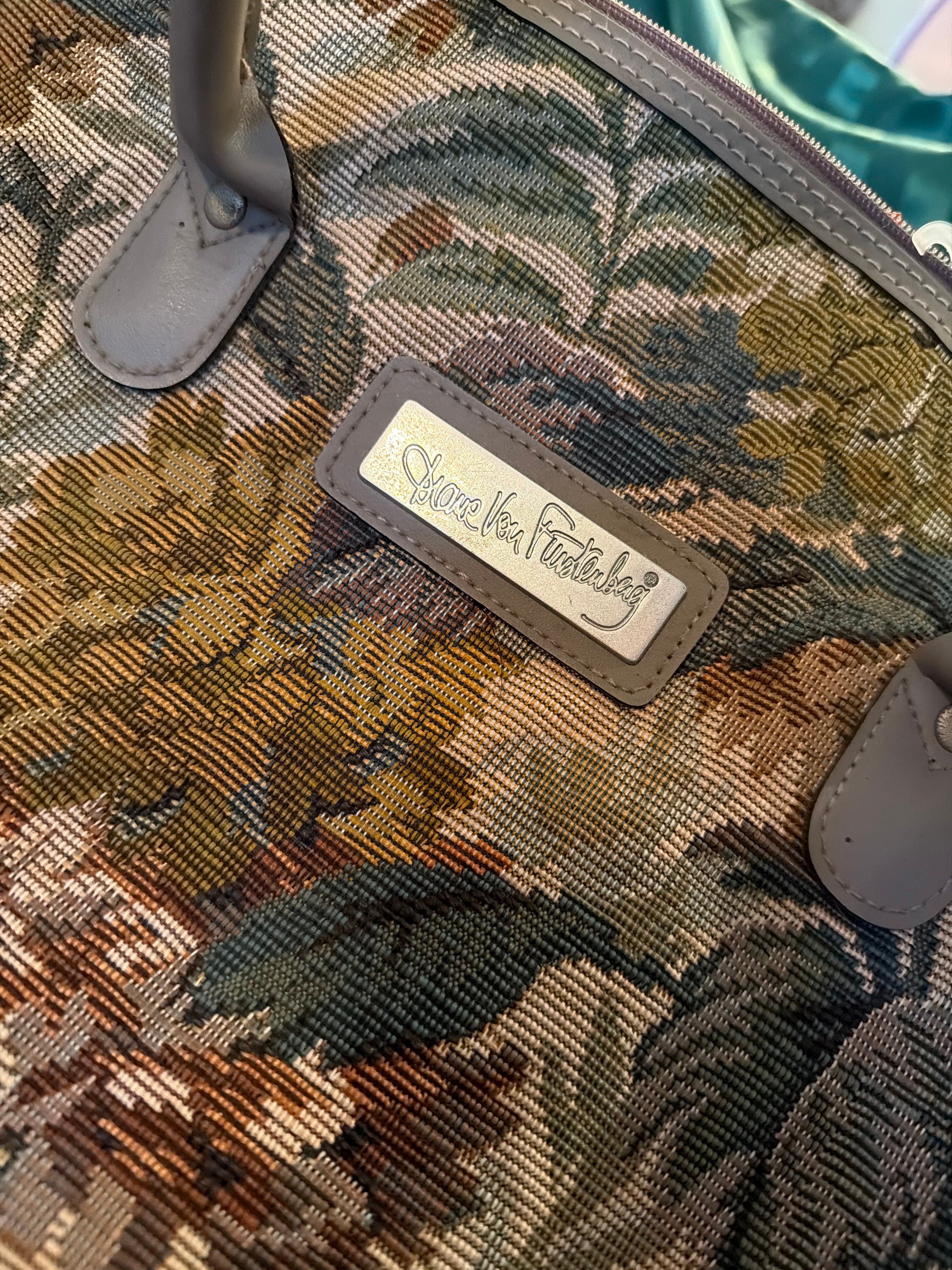 VINTAGE Diane von Furstenberg Floral Tapestry Baguette Handbag - Thumbnail 2