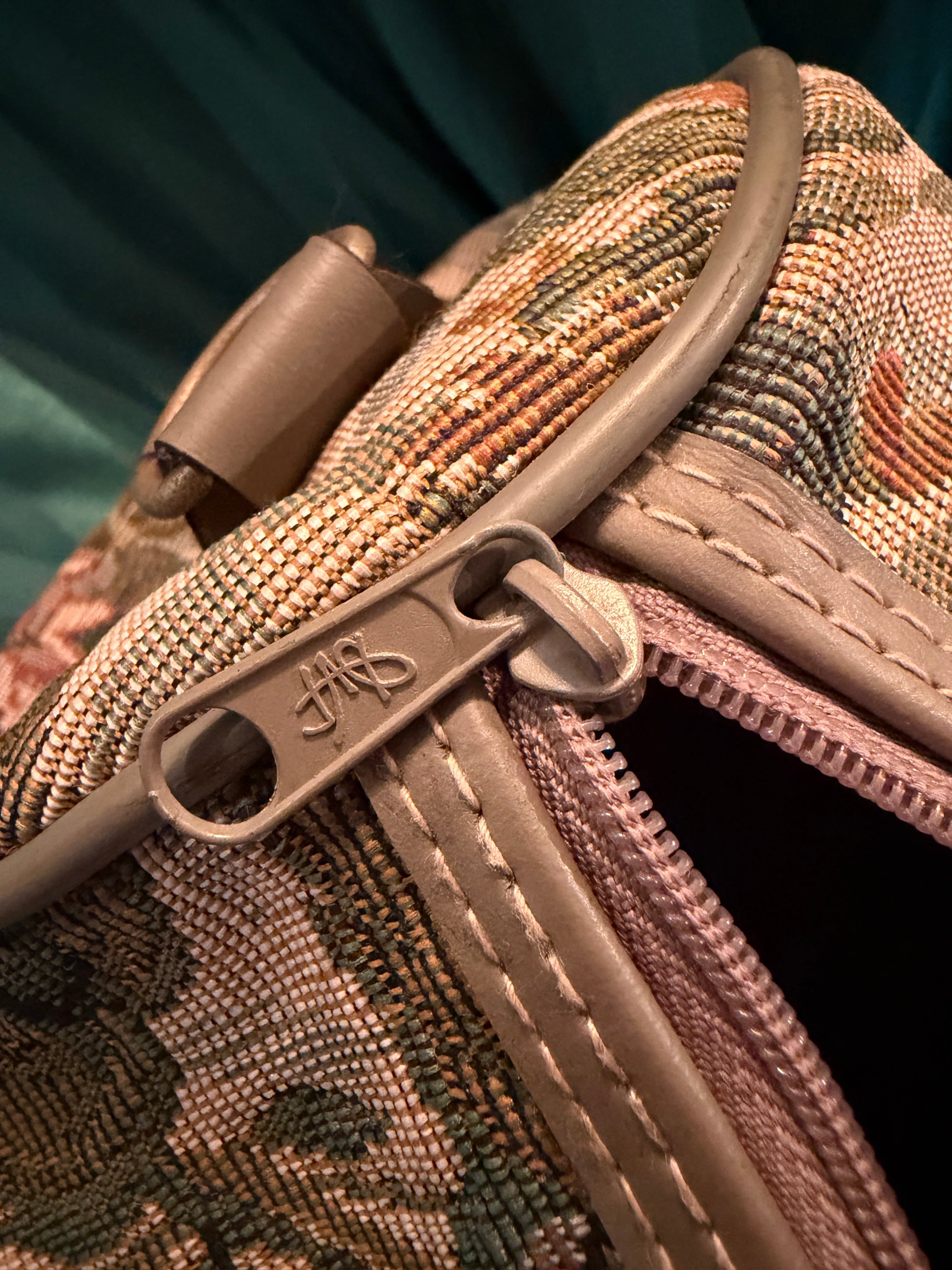 VINTAGE Diane von Furstenberg Floral Tapestry Baguette Handbag - Thumbnail 6