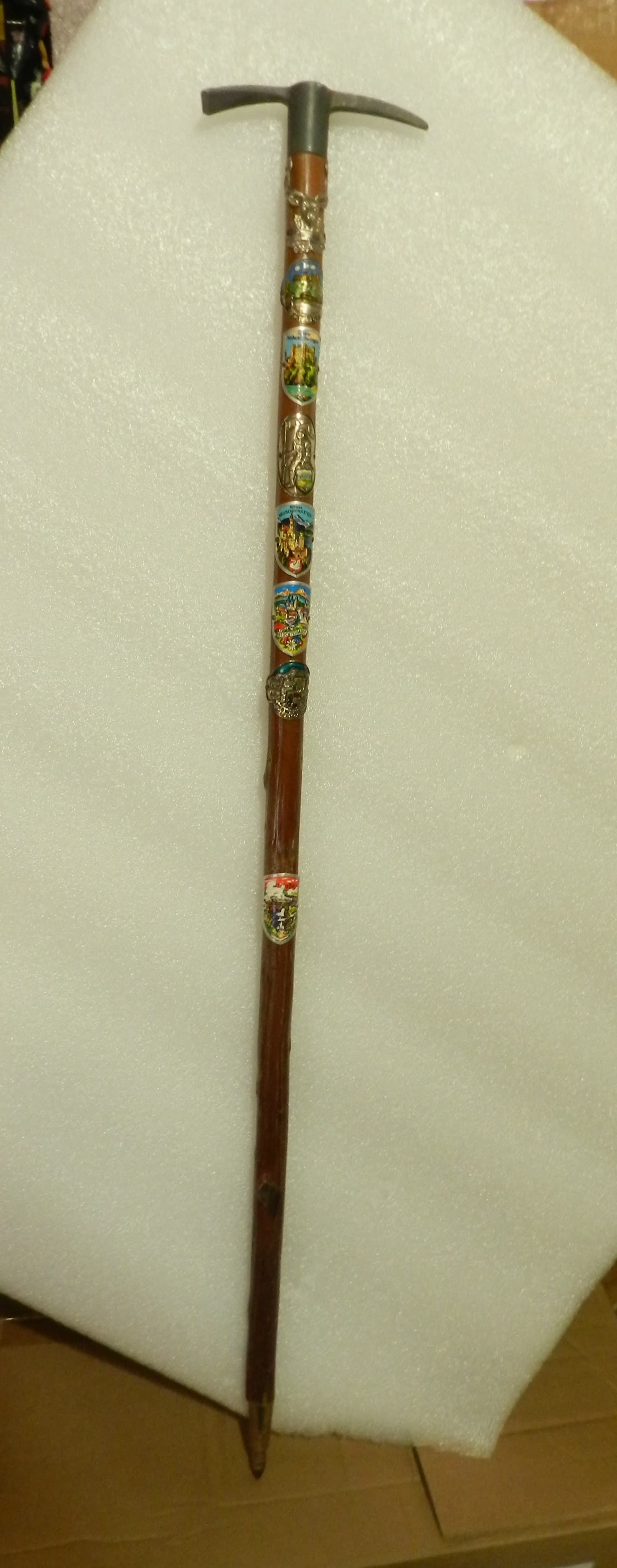 Vintage German Ice Pick Walking Stick Cane (Wanderstock) w/ Badges 32"  N86J - Thumbnail 2