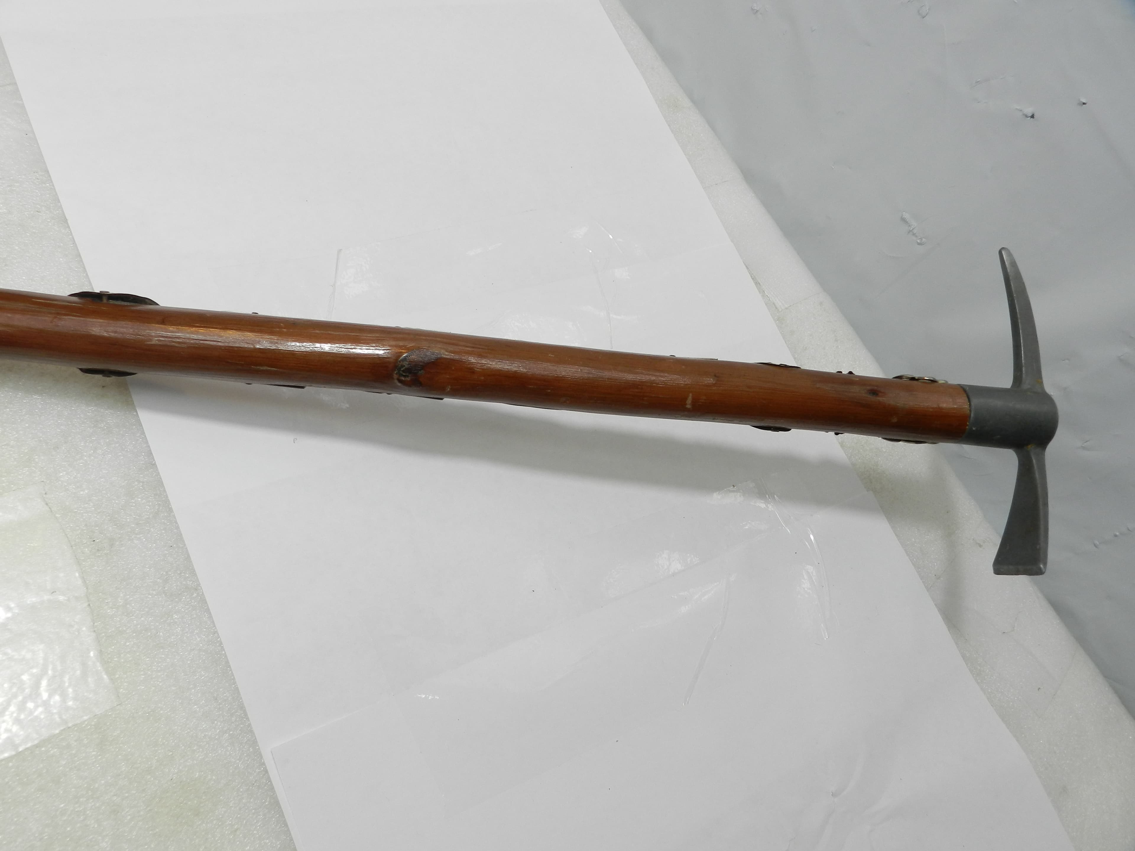 Vintage German Ice Pick Walking Stick Cane (Wanderstock) w/ Badges 32"  N86J - Thumbnail 4