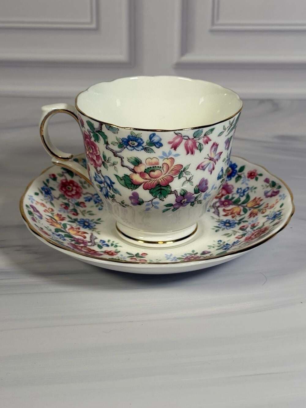 Vtg CROWN STAFFORDSHIRE Fine Bone China Cup & Saucer Floral Pattern Gold Trim - Thumbnail 6