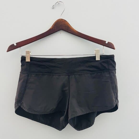 Lululemon Shorts - Like New - Size 6 - Thumbnail 5