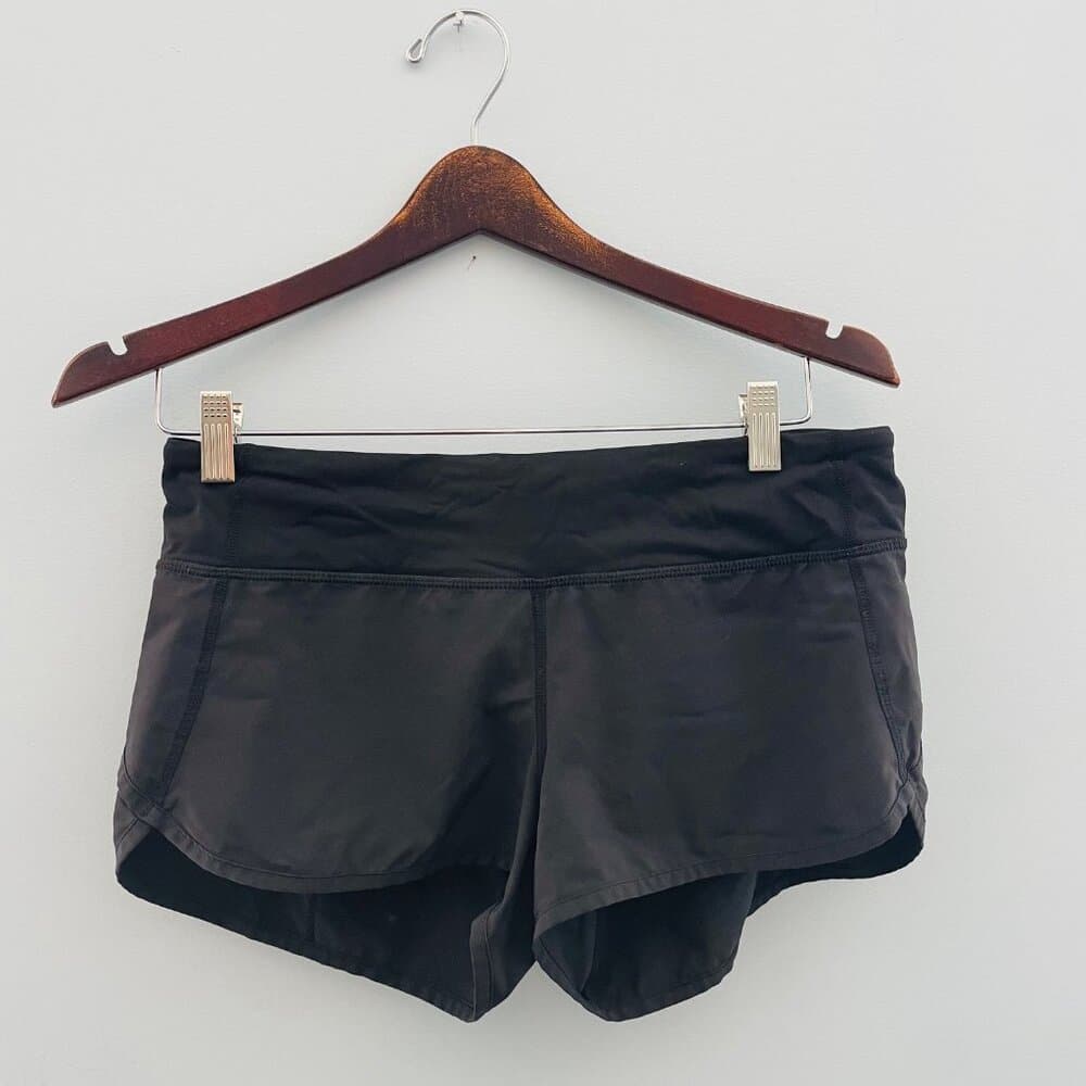 Lululemon Shorts - Like New - Size 6 - Thumbnail 4