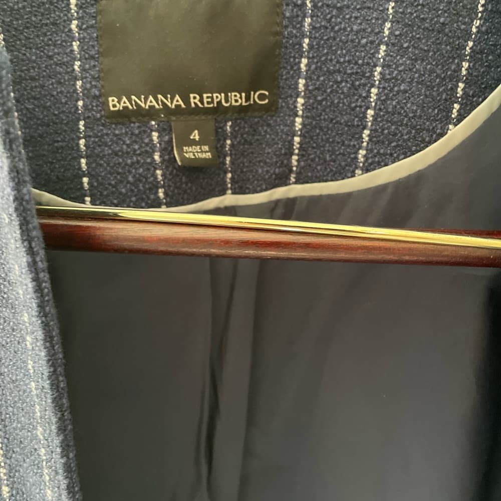 Banana Republic Blazer - Size 4 - Thumbnail 3
