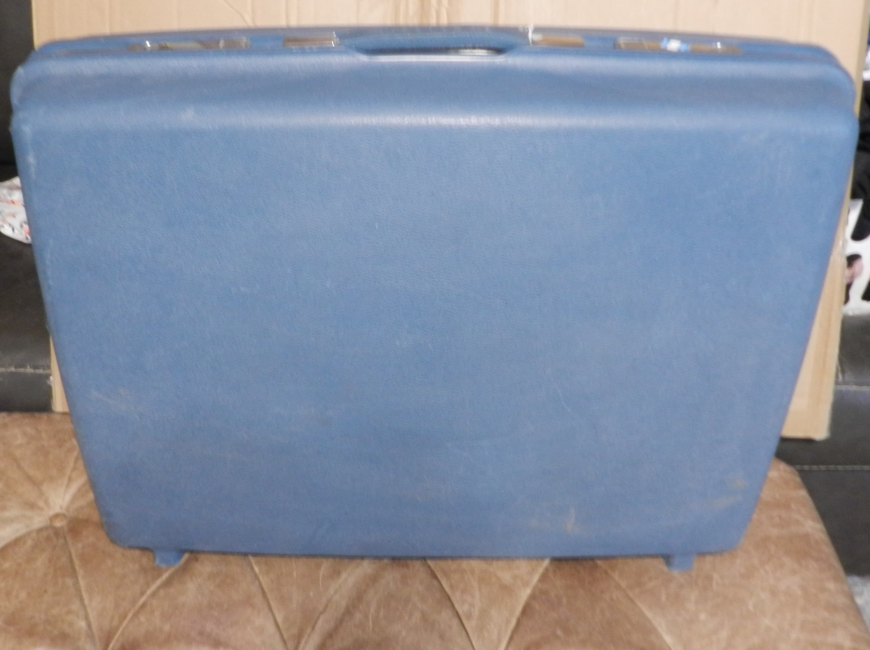 Vintage Samsonite Saturn Hard Shell Blue Suitcase 25"x20"x8  (N91J) - Thumbnail 4