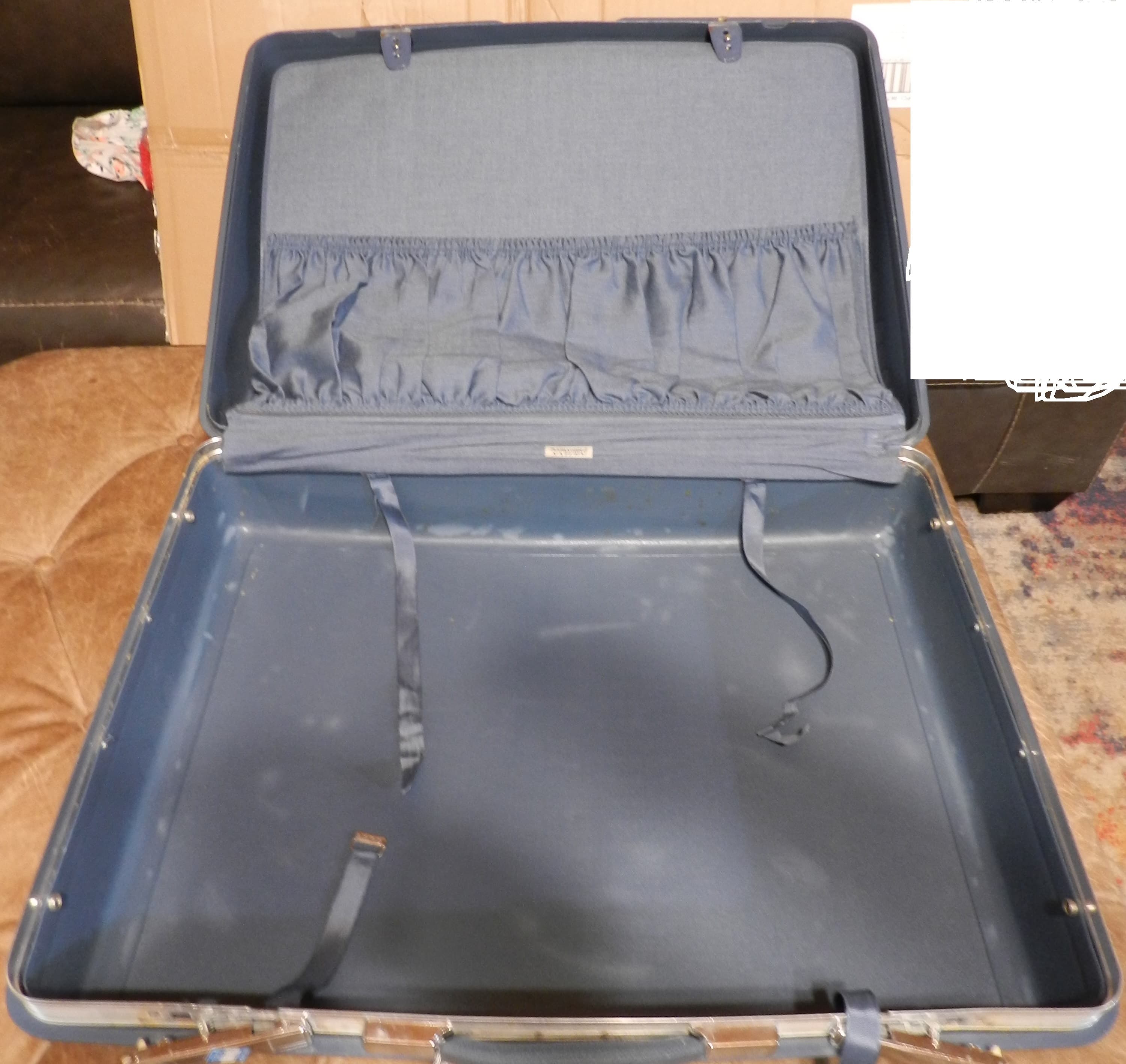 Vintage Samsonite Saturn Hard Shell Blue Suitcase 25"x20"x8  (N91J) - Thumbnail 7