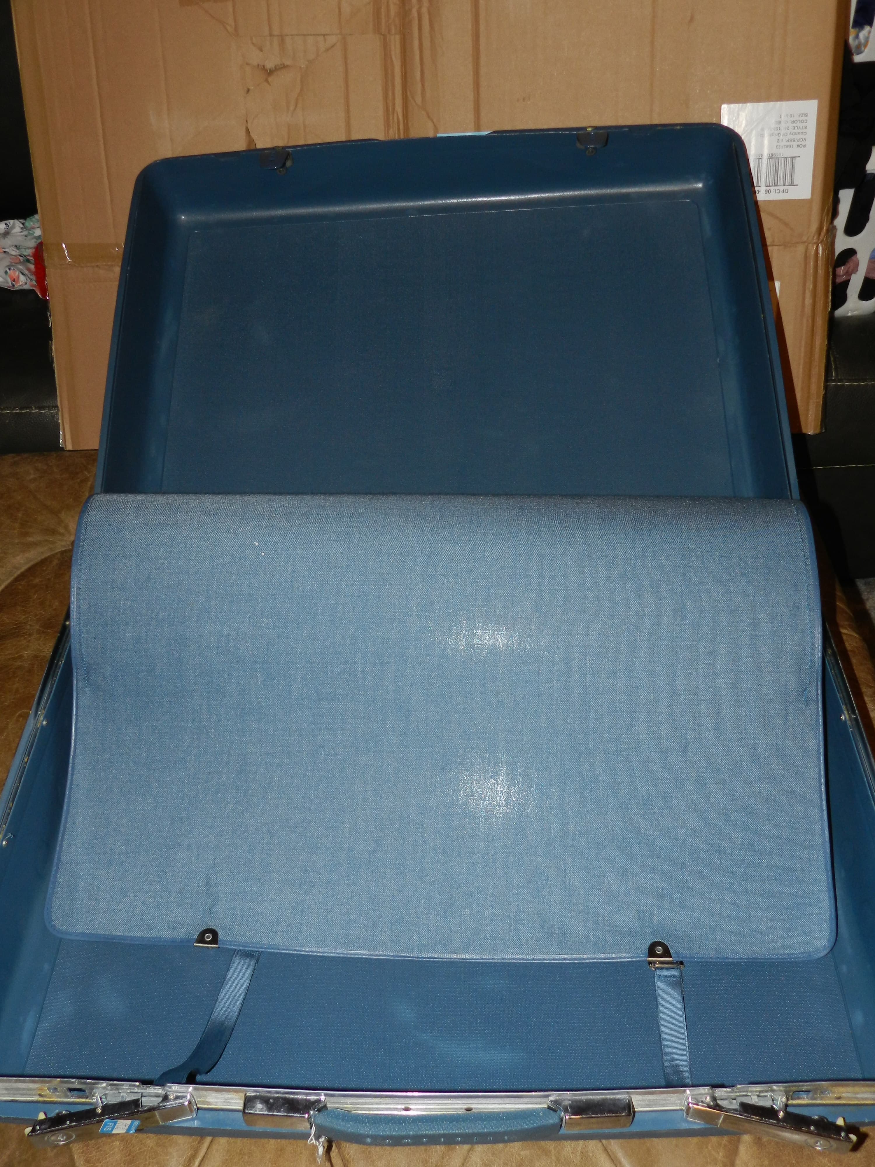 Vintage Samsonite Saturn Hard Shell Blue Suitcase 25"x20"x8  (N91J) - Thumbnail 9