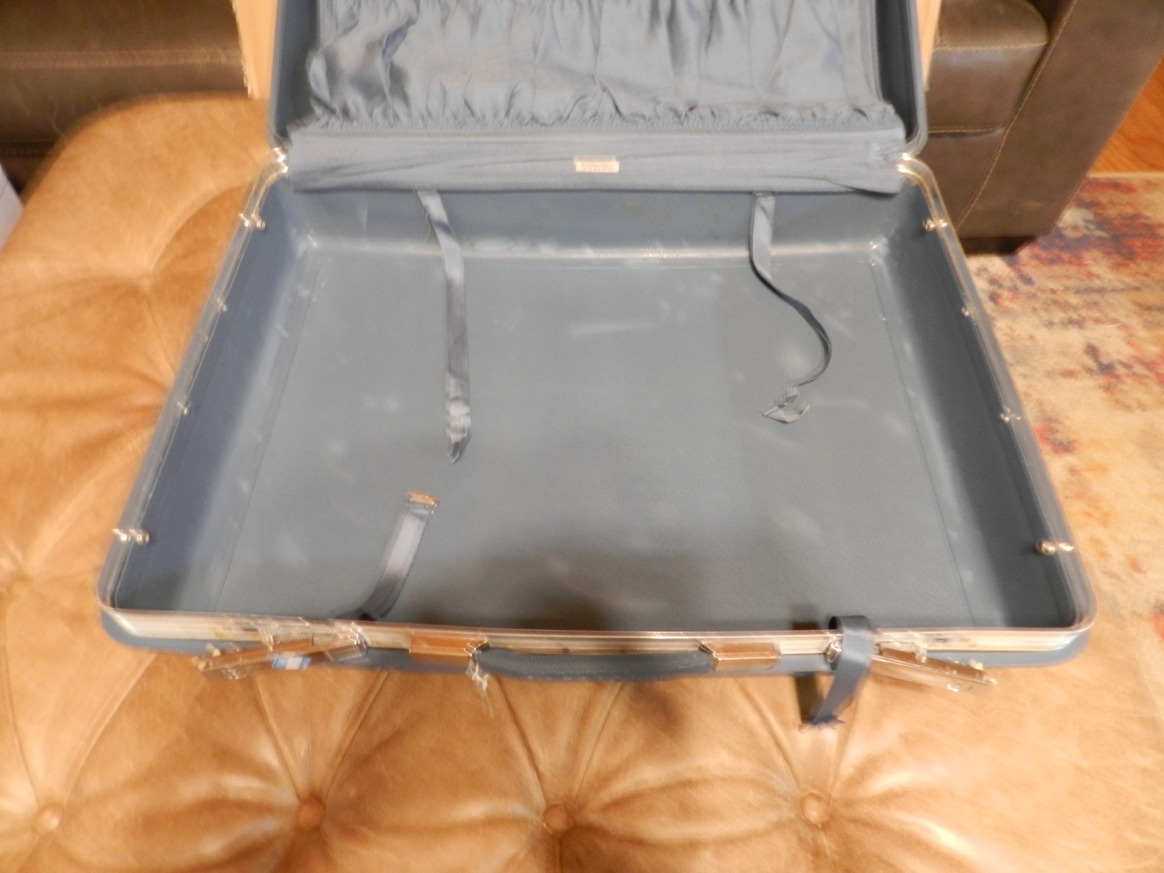 Vintage Samsonite Saturn Hard Shell Blue Suitcase 25"x20"x8  (N91J) - Thumbnail 12