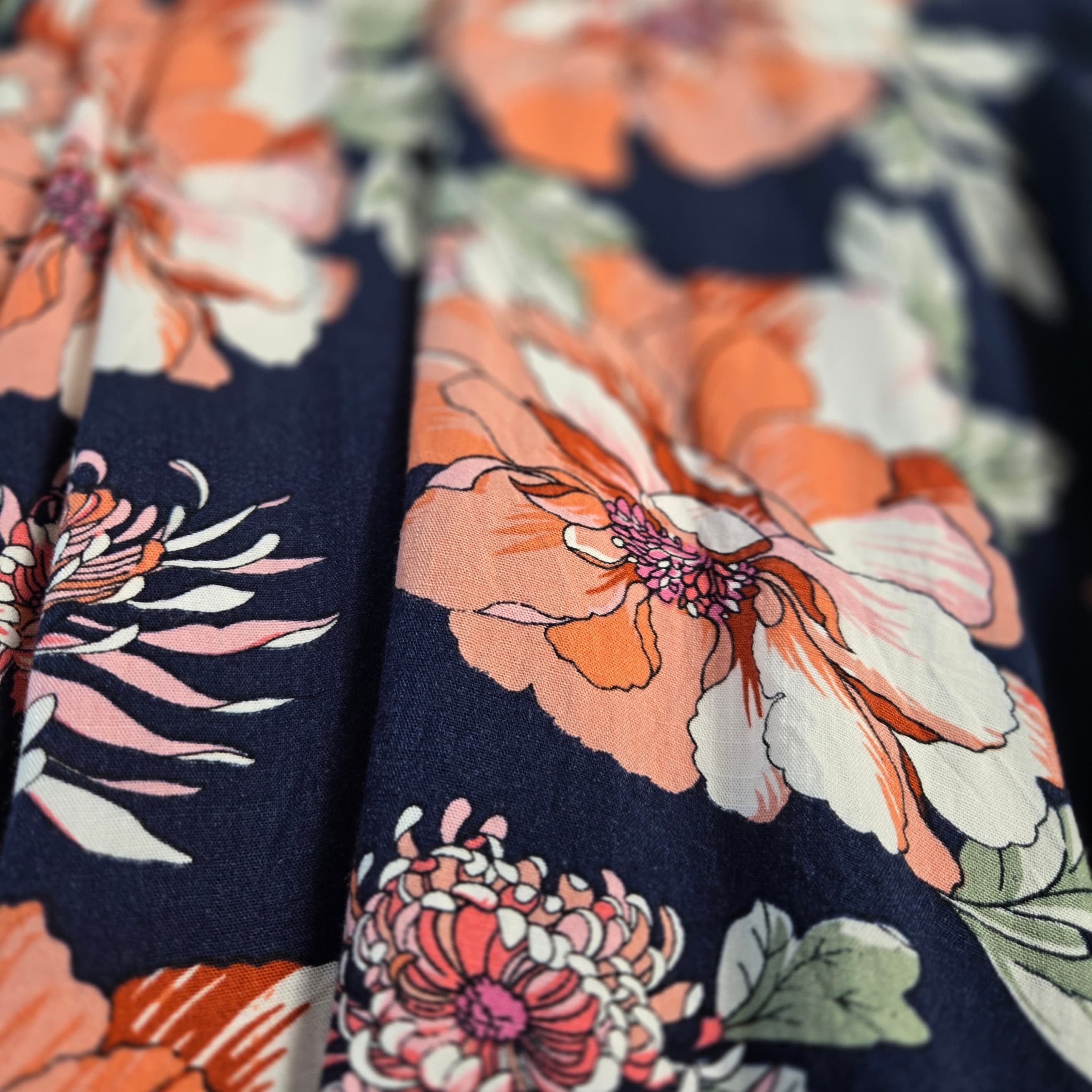 Lulus Floral V-Neck Dress with Short Sleeves Size S - Thumbnail 2