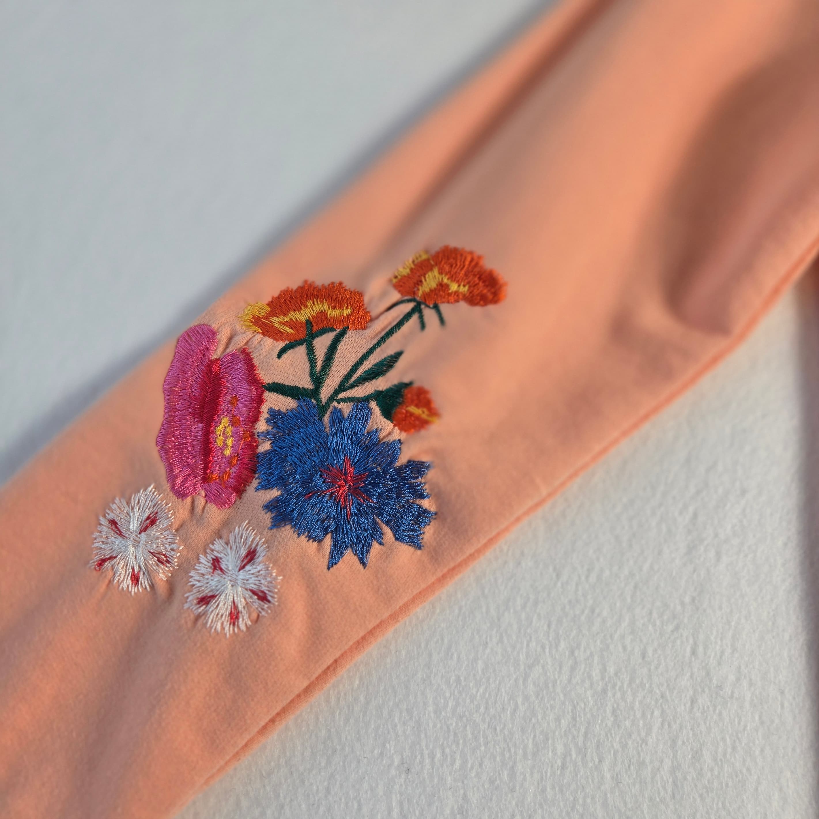 Embroidered Floral Hoodie Size Small - Thumbnail 2