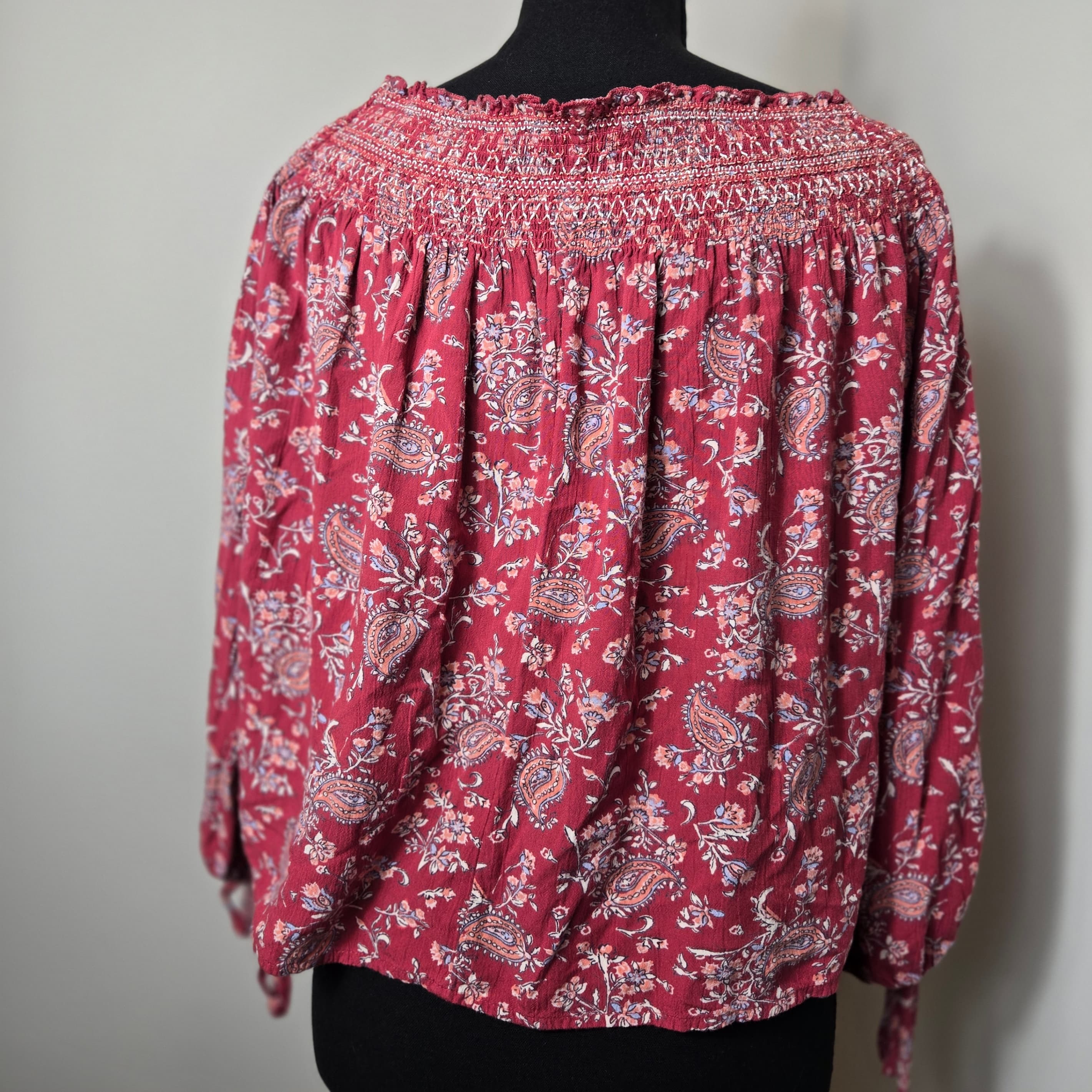 Abercrombie and Fitch  Boho Off-Shoulder Floral Blouse - Thumbnail 9