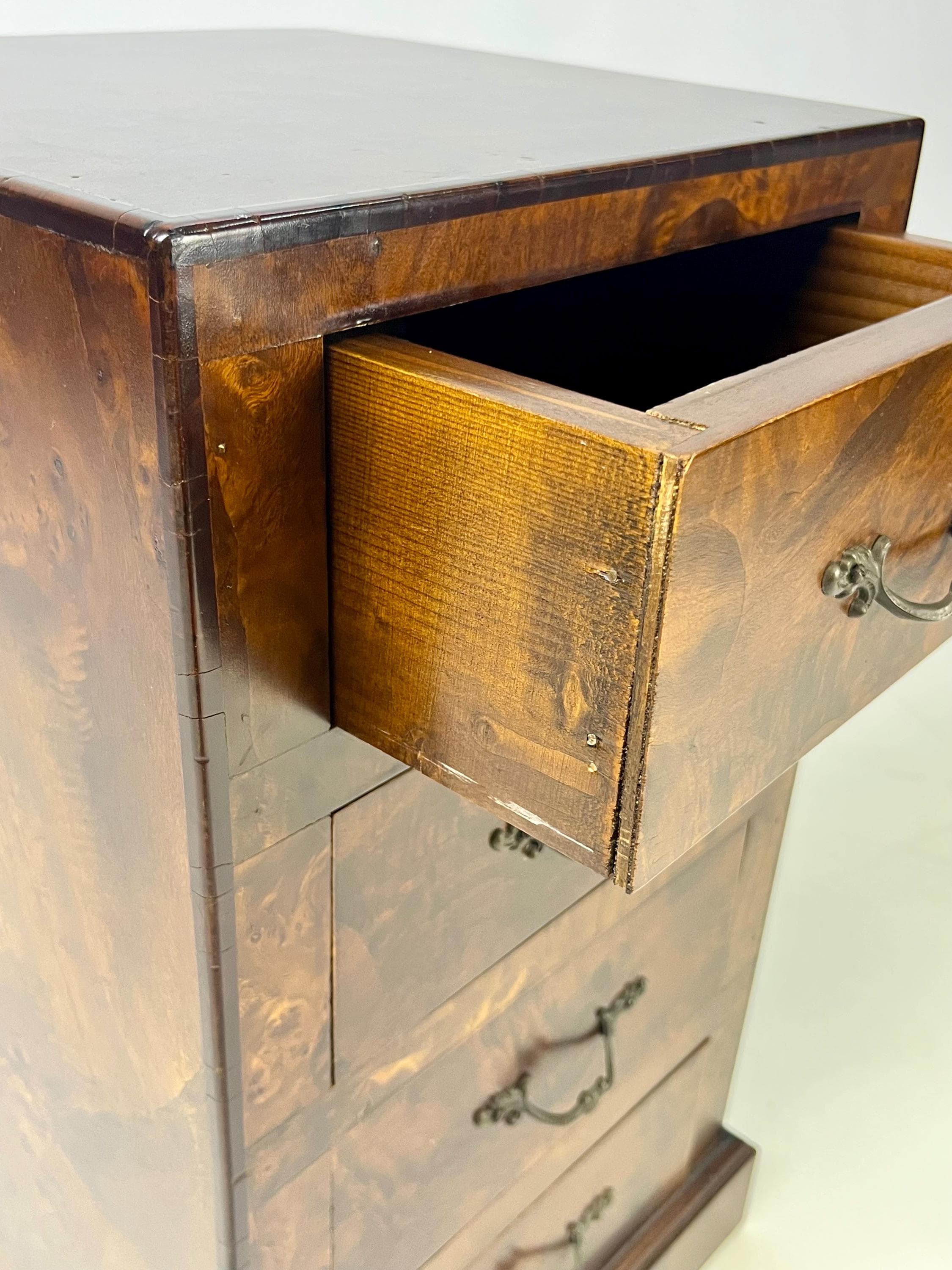 Vintage Italian Burl Wood 4-Drawer Nightstand or Side Chest - Thumbnail 7