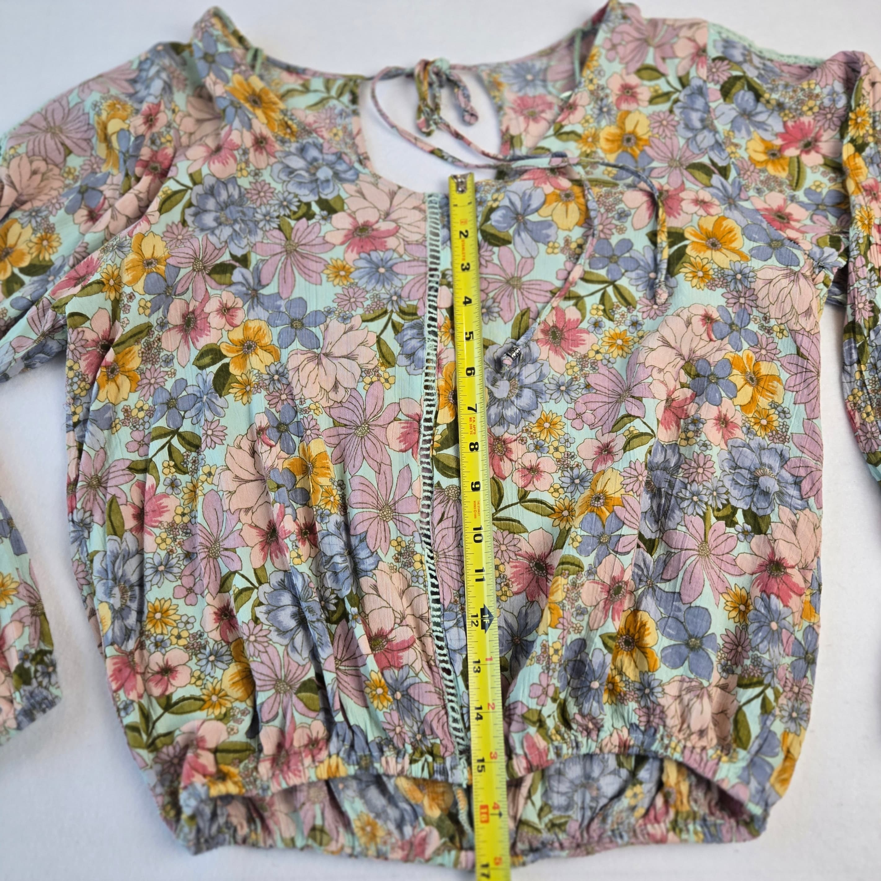 Angie Floral Long Sleeve Blouse with Lace Detail - Thumbnail 7