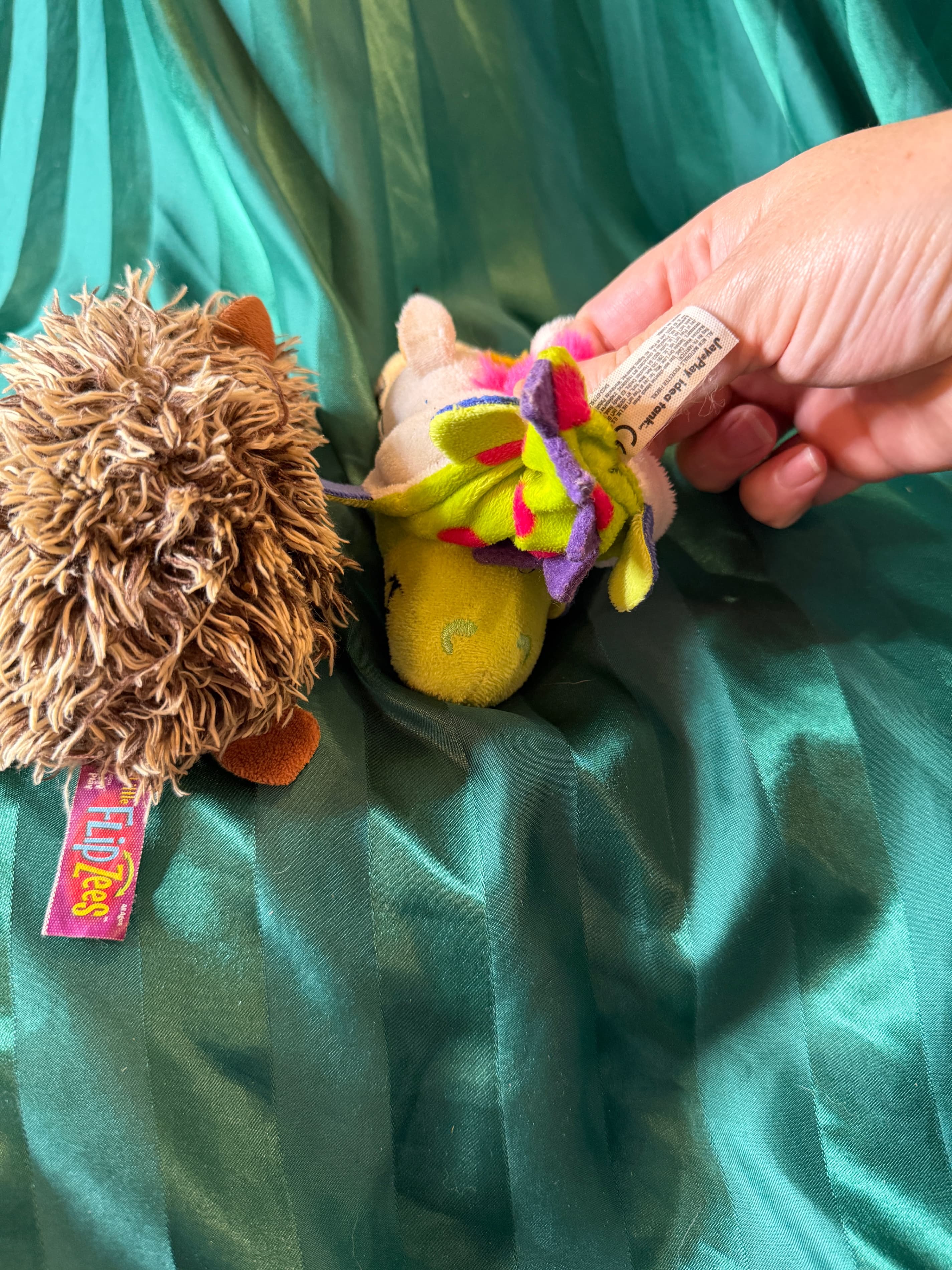 FlipaZoo Hedgehog Unicorn Plush Toy Set - Thumbnail 4