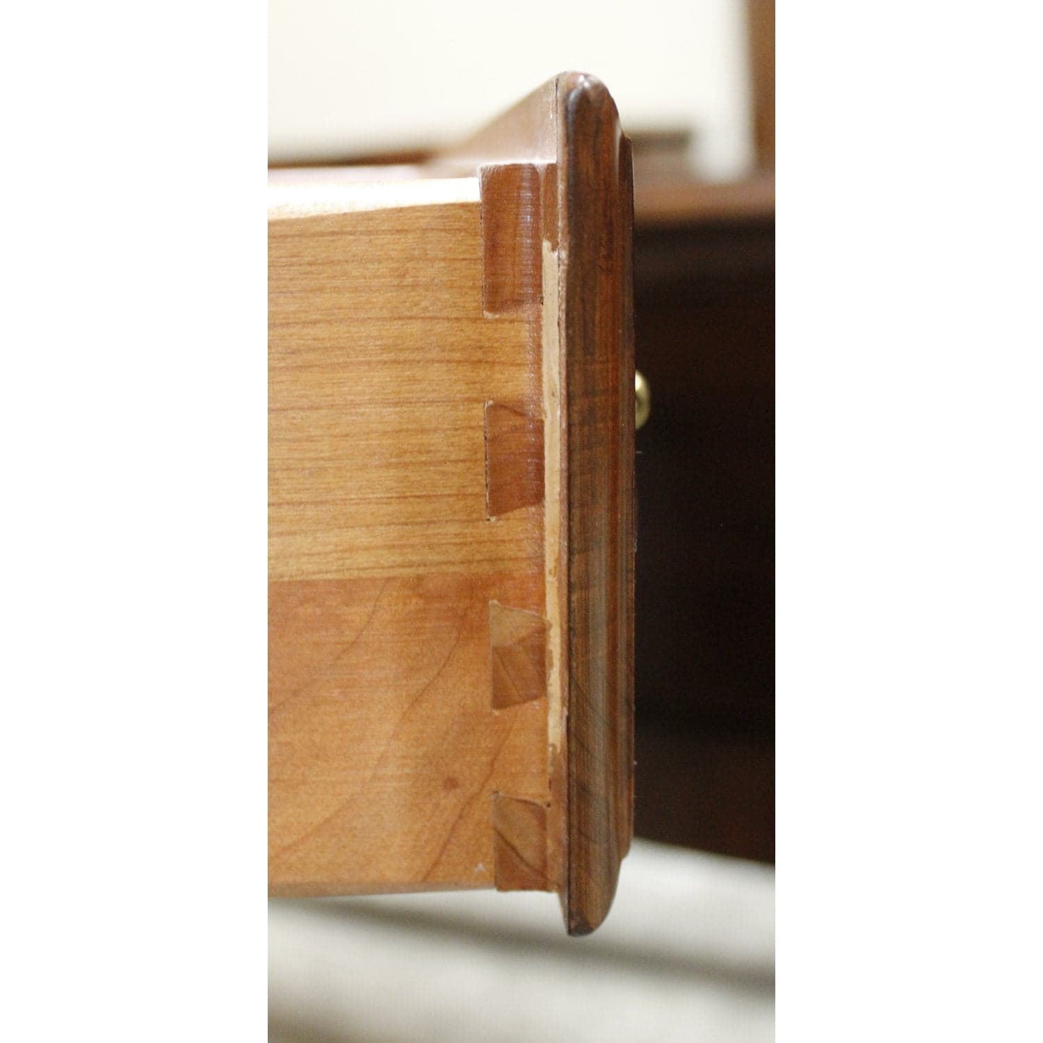 Knob Creek Cabinet Nightstand - Cherry - Thumbnail 6