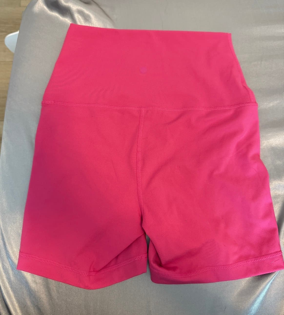 Yogalicious Lux 5" Super Hi Rise Shorts Size S Very Berry- New with Tags - Thumbnail 2