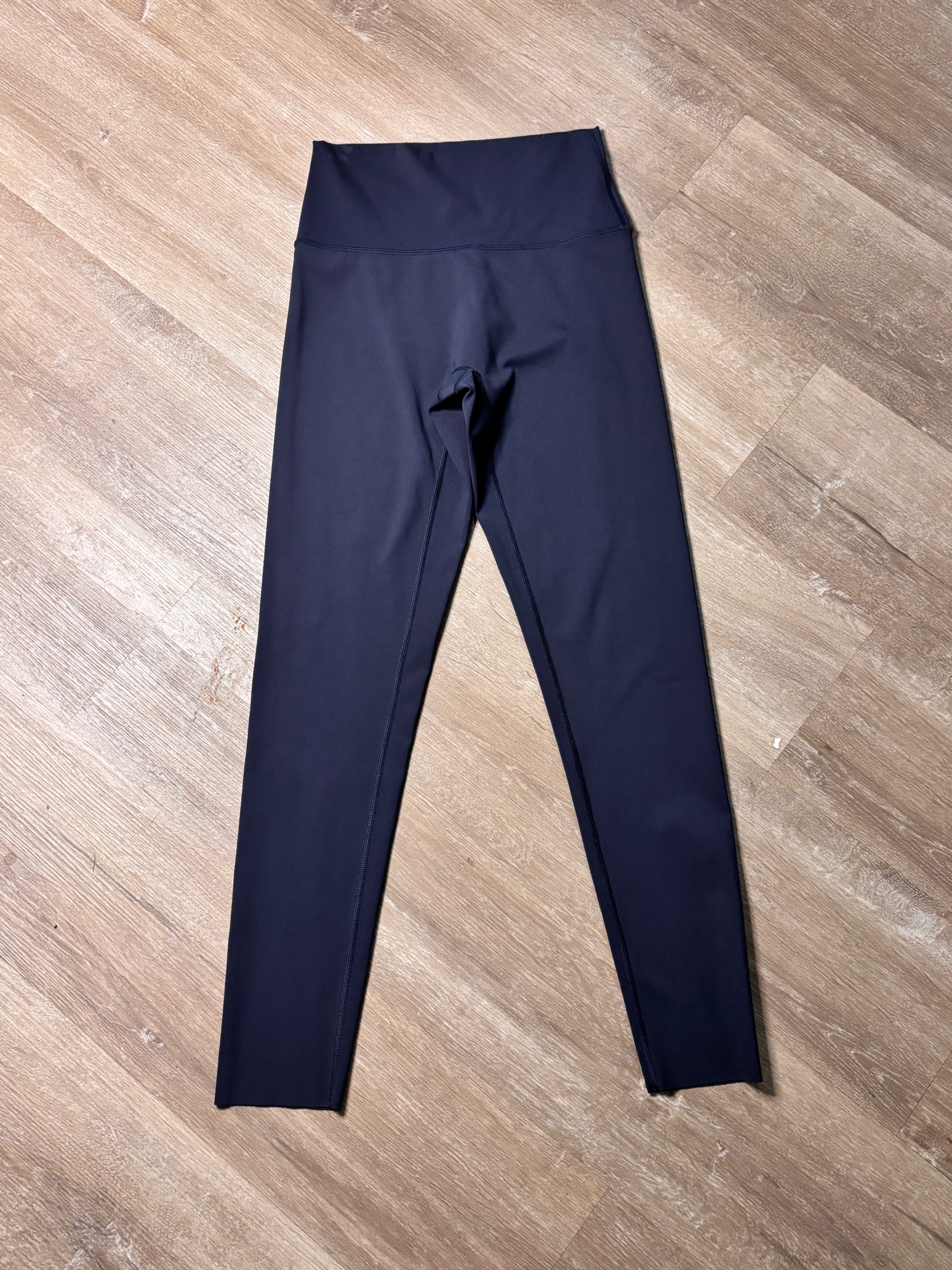 OFFLINE by Aerie 7/8 Hi-Rise Leggings Size M - Thumbnail 2