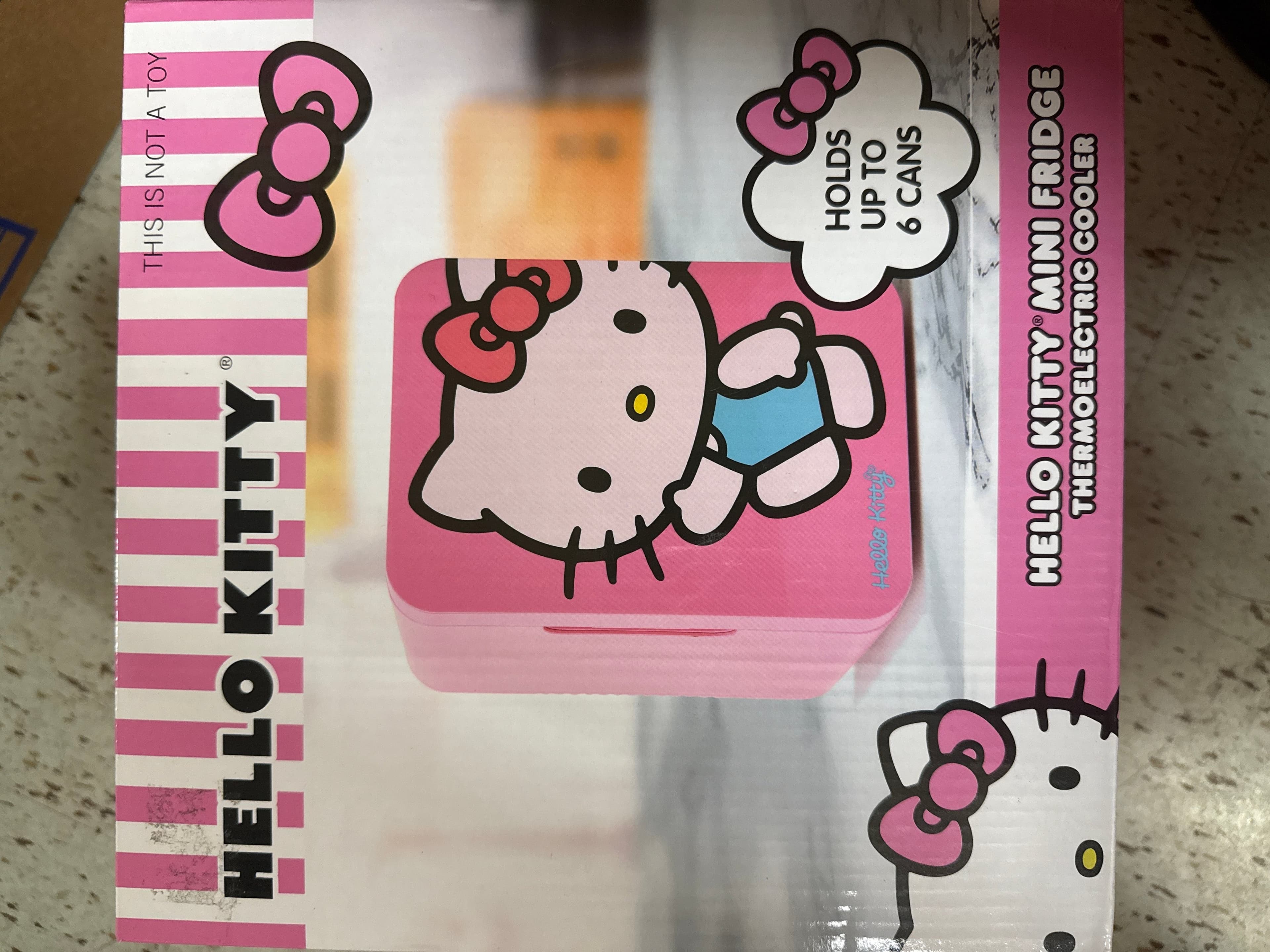 Hello Kitty Mini Pink Fridge 4L 6 Can • New in box - Thumbnail 10