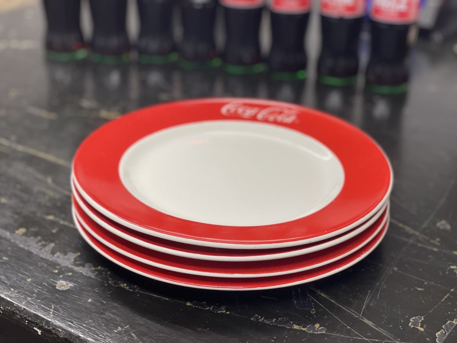 VINTAGE Lot Of 4 1997 Coca Cola Dinner Plates by Gibson Brand Red White 10.5”