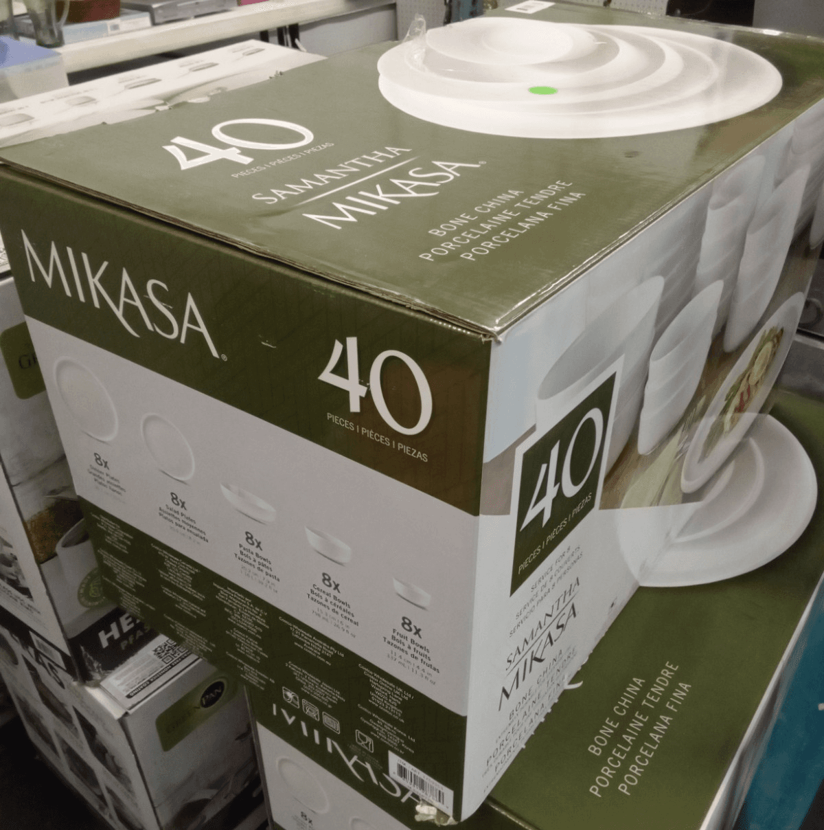 Mikasa Samantha 40-Piece Fine Bone China Dinnerware Set, Service for 8 - Thumbnail 2
