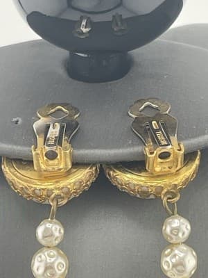 Miriam Haskell Earrings Faux Baroque Pearl Drop Dangle Clip On Russian Gold VTG - Thumbnail 15