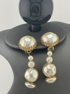 Miriam Haskell Earrings Faux Baroque Pearl Drop Dangle Clip On Russian Gold VTG - Thumbnail 4